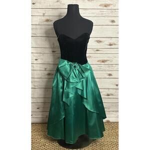 Vintage Gunne Sax black/green velvet and satin midi party dress Size 9
